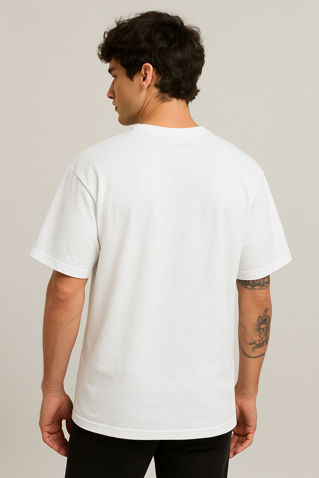 Mini Rage – White Oversized Fit